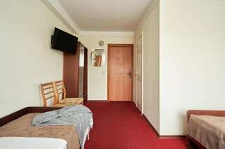 Отель Отель Дружба Киев Стандартный двухместный номер с 1 кроватью или 2 отдельными кроватями-15